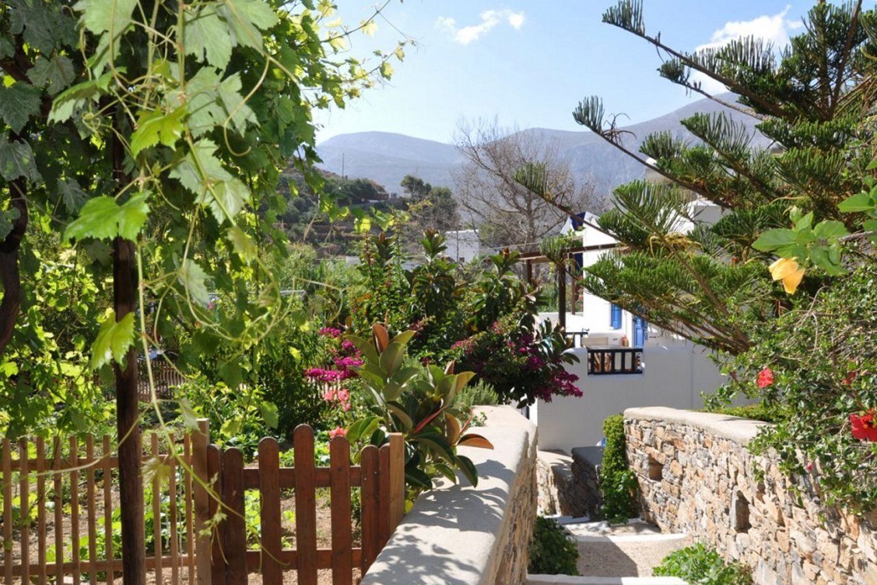 Levrossos Beach Apartments Exterior foto